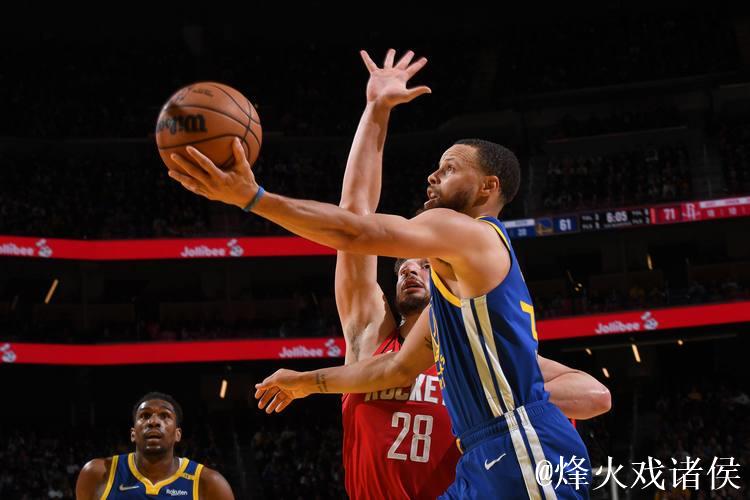 NBA杯赛淘汰赛焦点战:火箭对阵勇士,雷霆挑战独行侠 NBA杯赛淘汰赛焦点战:火箭对阵勇士,雷霆挑战独行侠